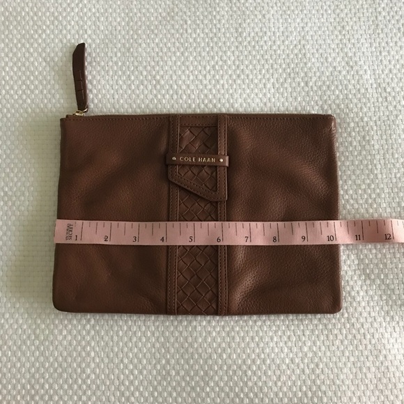 COLE HAAN Leather Clutch π - Picture 7 of 8